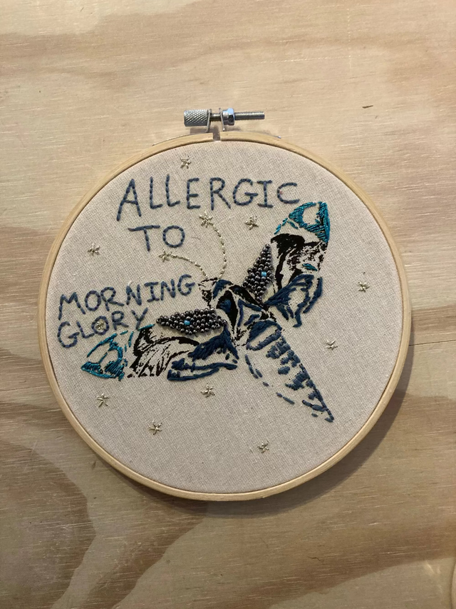 Allergic to morning glory - vægbroderi - Mads Dinesen Studio