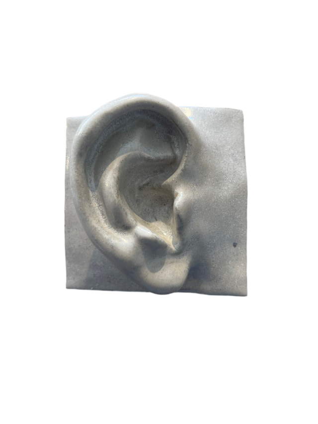 Square Ear (R) 01 - Jacob Laoru