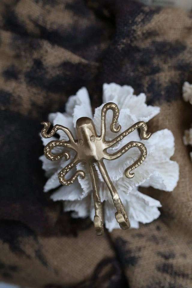 Blæksprutte krog - Doing goods