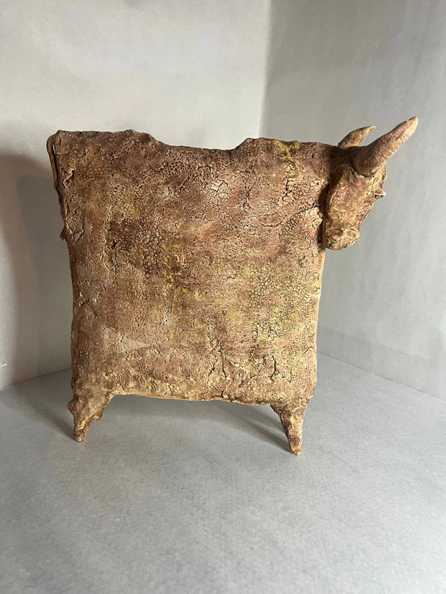 Keramik ko 02 - Ponyklubben