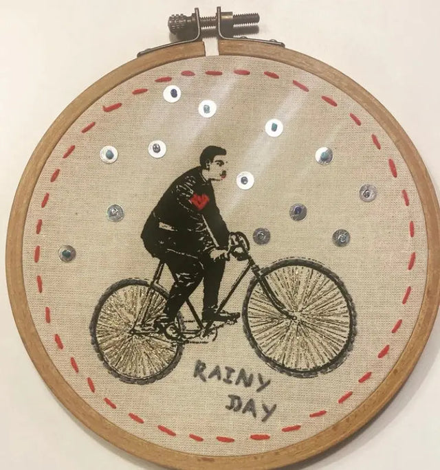 Rainy day - vægbroderi - Mads Dinesen Studio