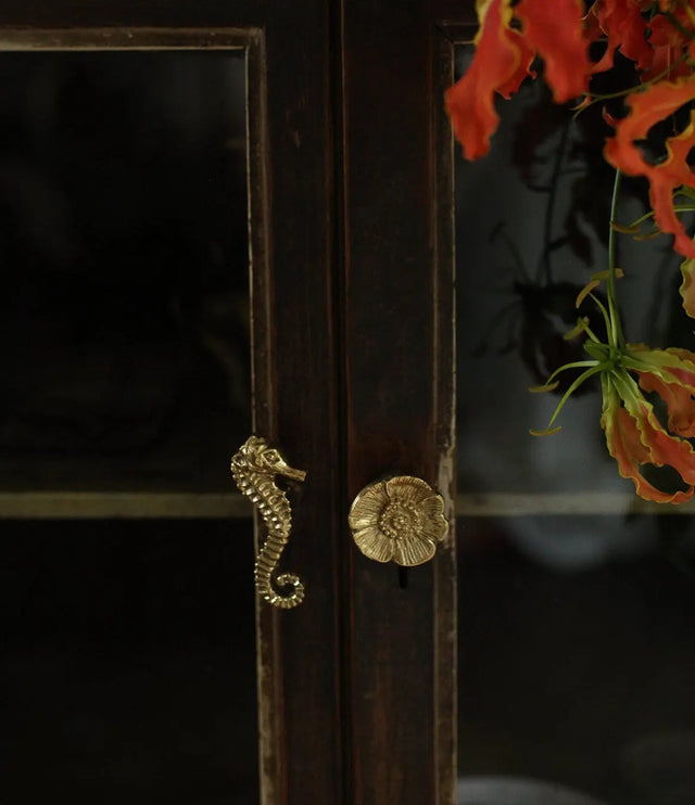 Søhest greb (venstre) - messing - Doing goods