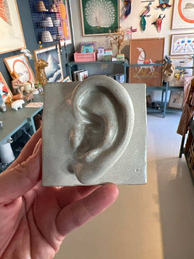 Square Ear (L) 05 - Jacob Laoru