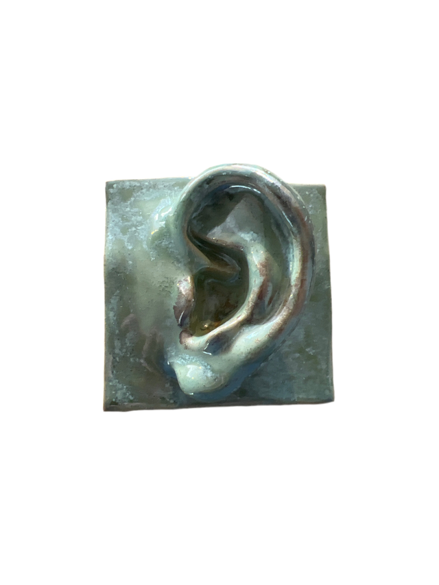Square Ear (L) 01 - Jacob Laoru