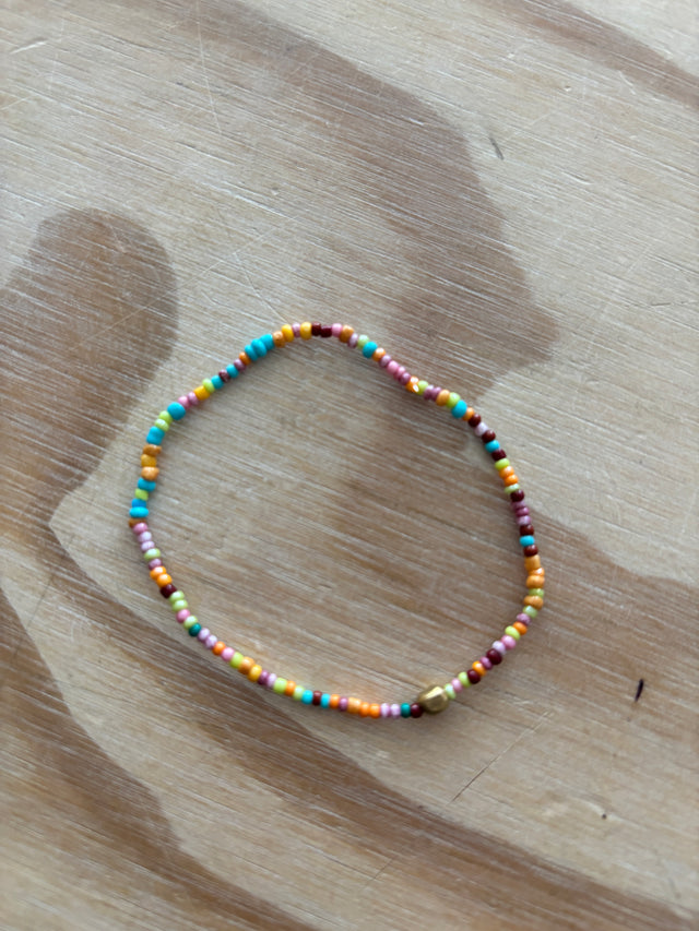 Glasperle armbånd fra Annavii