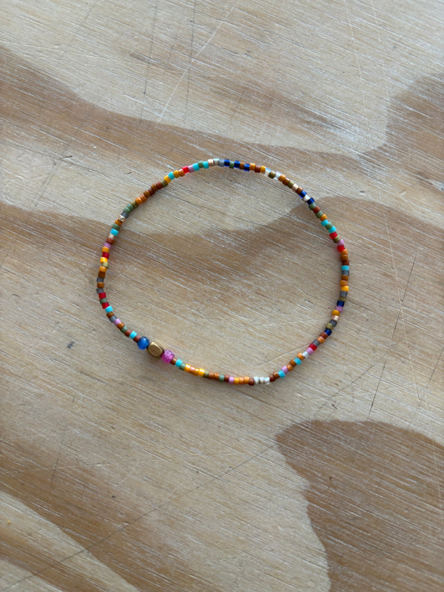 Glasperle armbånd fra Annavii
