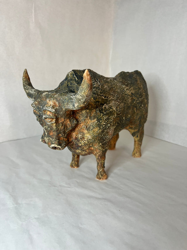 Keramikskulptur bison/tyr 03