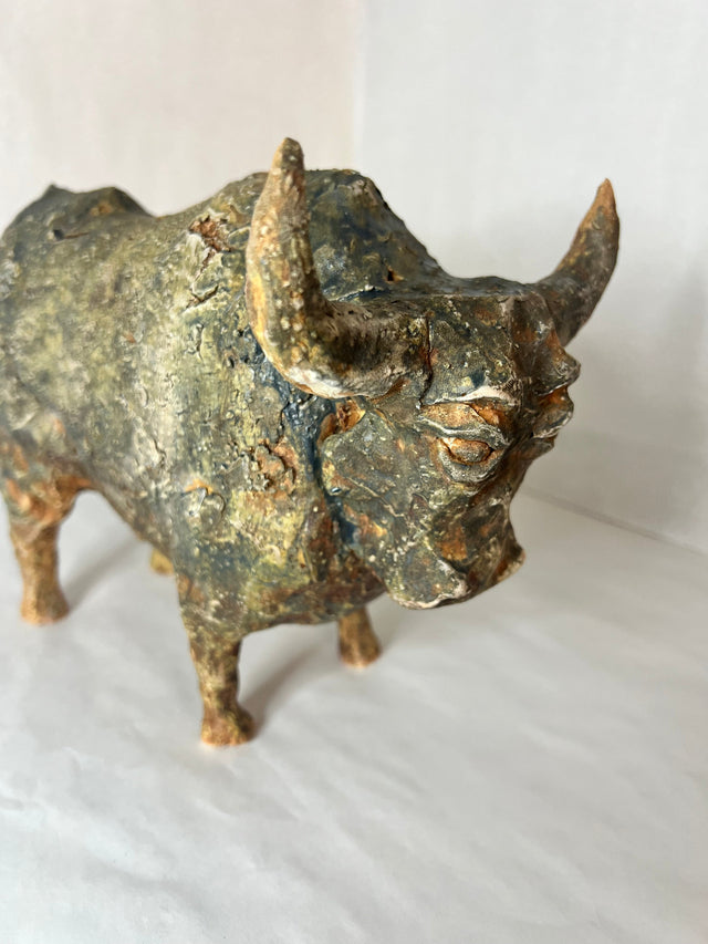 Keramikskulptur bison/tyr 03