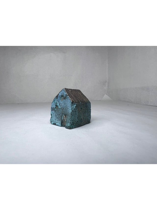 Hus #11 - lille bronze skulptur - håndlavet af Harritsø