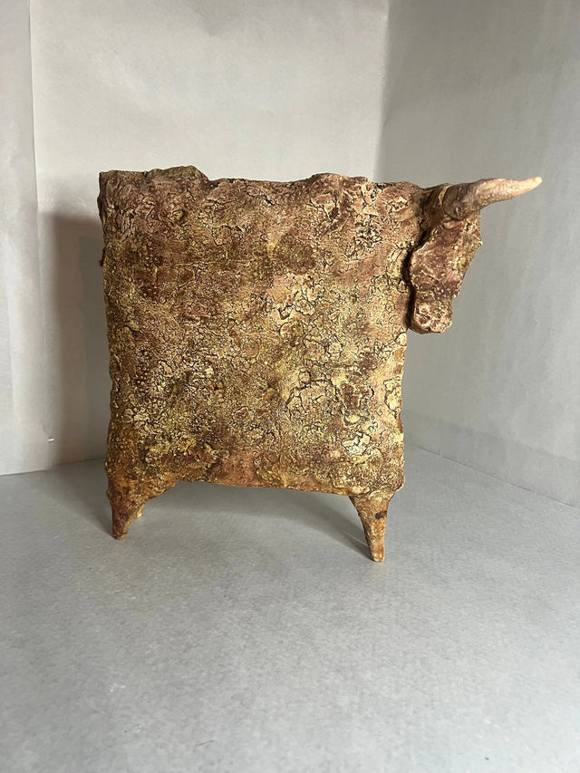 Keramik ko 01 - Ponyklubben