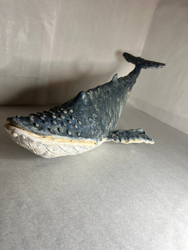 Keramik pukkelhval 01 - Ponyklubben