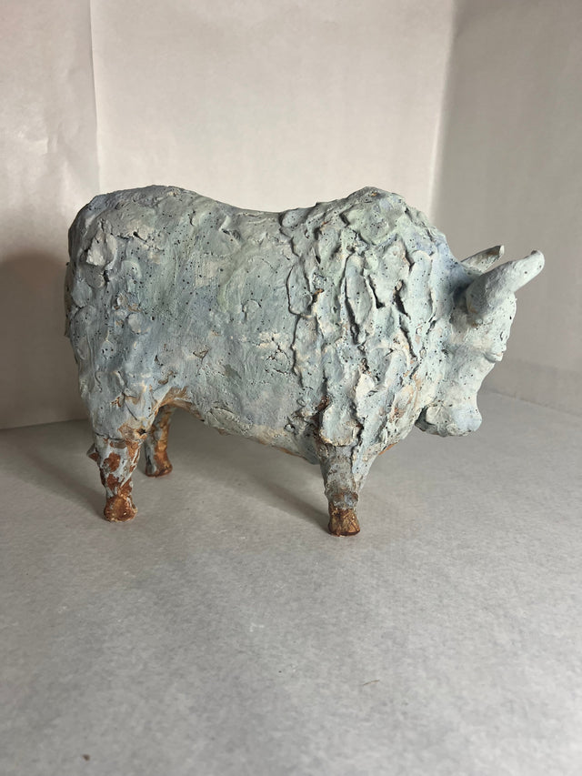 Keramikskulptur bison/tyr 02 - Ponyklubben