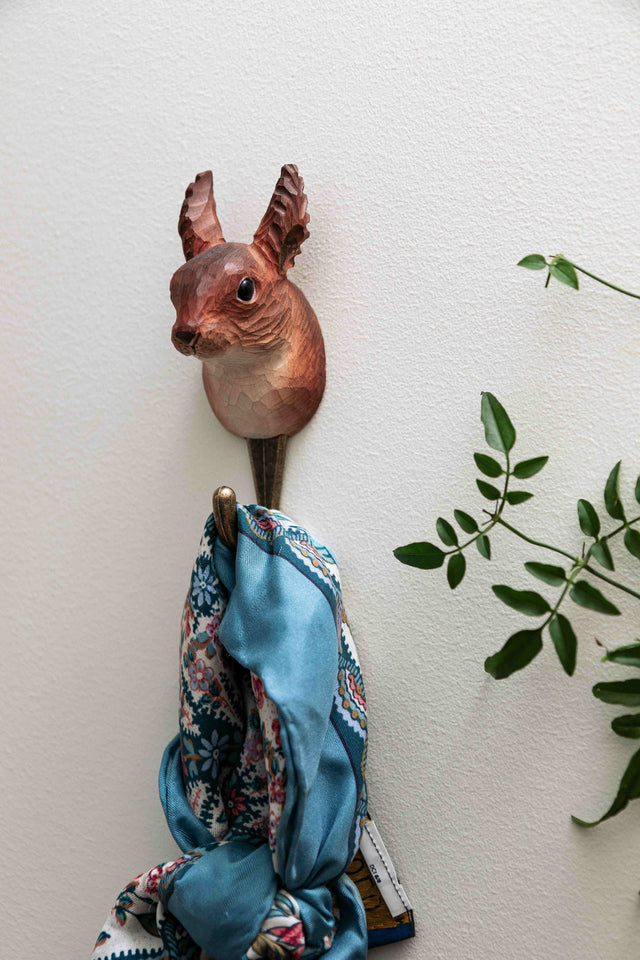 Knage - Egern fra Wildlife Garden - Wildlife Garden