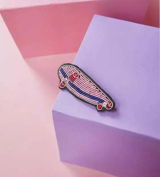 Skateboard broche - Malicieuse