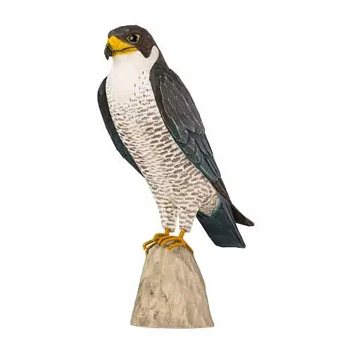 Skøn vandrefalk fra Wildlife garden.
Vandrefalken er håndsnittet og håndmalet. Vandrefalken er lavet i omtrentlig naturlig størrelse og målerL: 225 x B: 99 x H: 310 mm.