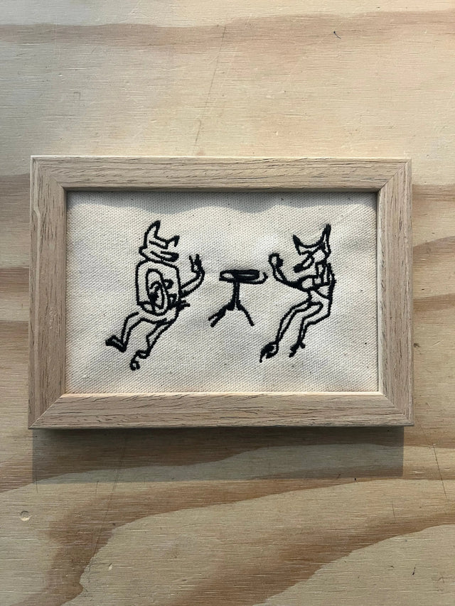 Wolves Having Coffee - Broderet billede
