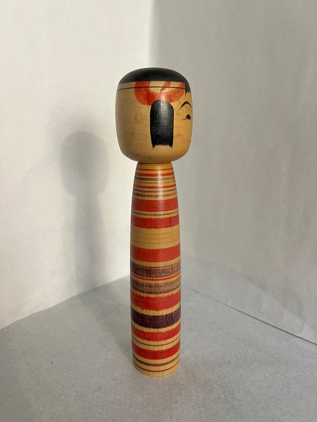 Bund af vintage kokeshi #14 i hånddrejet træ. 26 cm, Ponyklubben.
